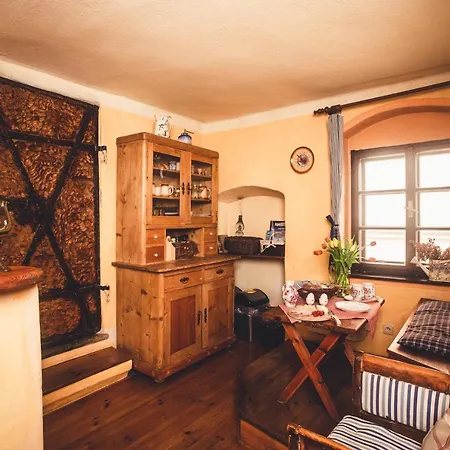 Cert A Kaca Konukevi Český Krumlov
